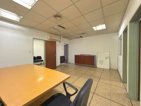 Oficina en Alquiler en Villa Ballester, $ 1.500.000