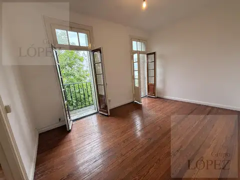 Venta Departamento 2 ambientes en CABA con 3 balcones al frente - Muy luminoso!