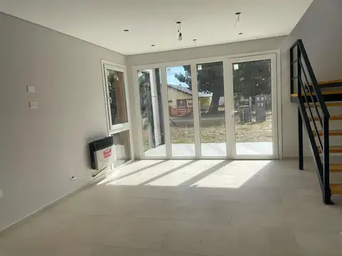 Los Ñires esquina Radales 700