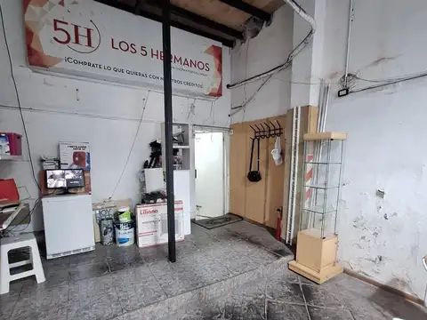 Alquiler Quilmes Ctro. Local sobre la peatonal Rivadavia.