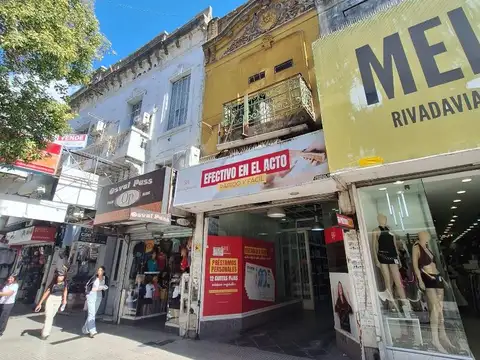 Alquiler Quilmes Ctro. Local sobre la peatonal Rivadavia.