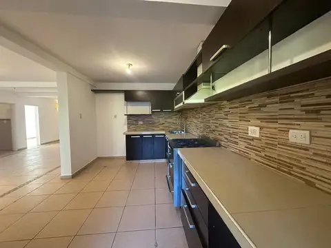 Casa en Venta en Manuel B Gonnet, USD 250.000