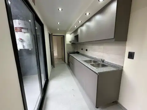 Depto Tipo Casa en Venta en Monte Castro, USD 130.000
