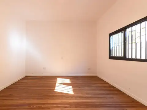 Depto Tipo Casa en Venta al Oeste