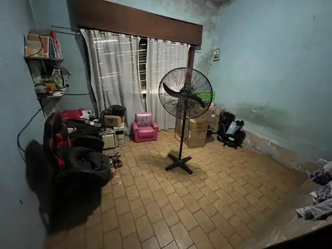 CASA AMERICANA CON LOCALES