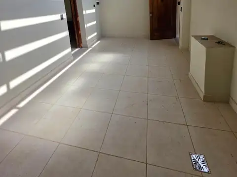 Depto Tipo Casa en Alquiler de 3 ambientes