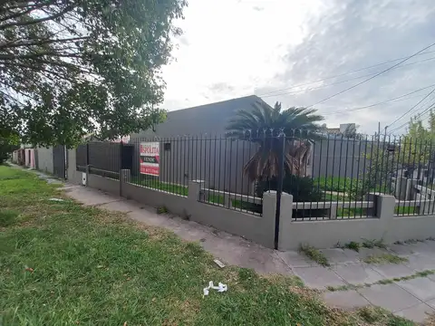 Casa en Venta en Jose Leon Suarez, USD 125.000