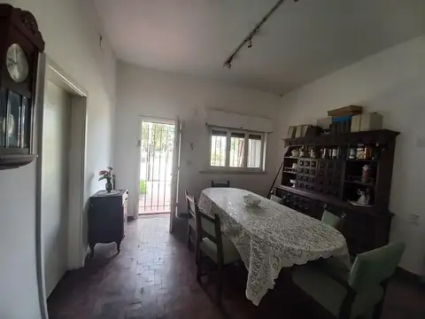 Casa en Venta con 5 cocheras