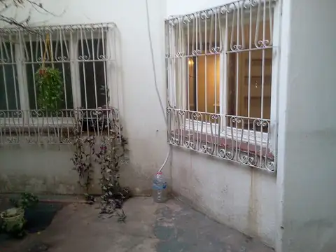 Avenida Rivadavia 4300, Piso P.B