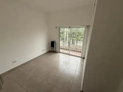 Depto Tipo Casa en Alquiler 20 años