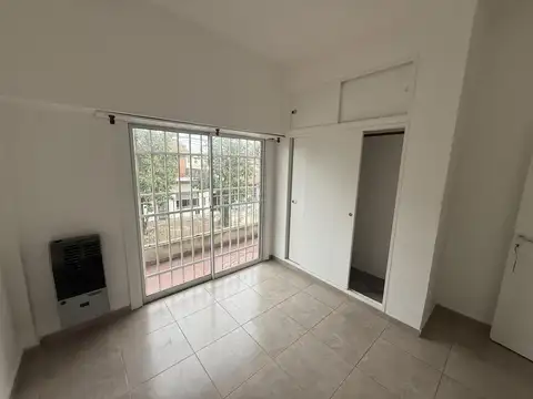 Depto Tipo Casa en Alquiler al Sur