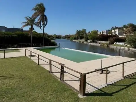 Terreno en Venta de 404,0 m2