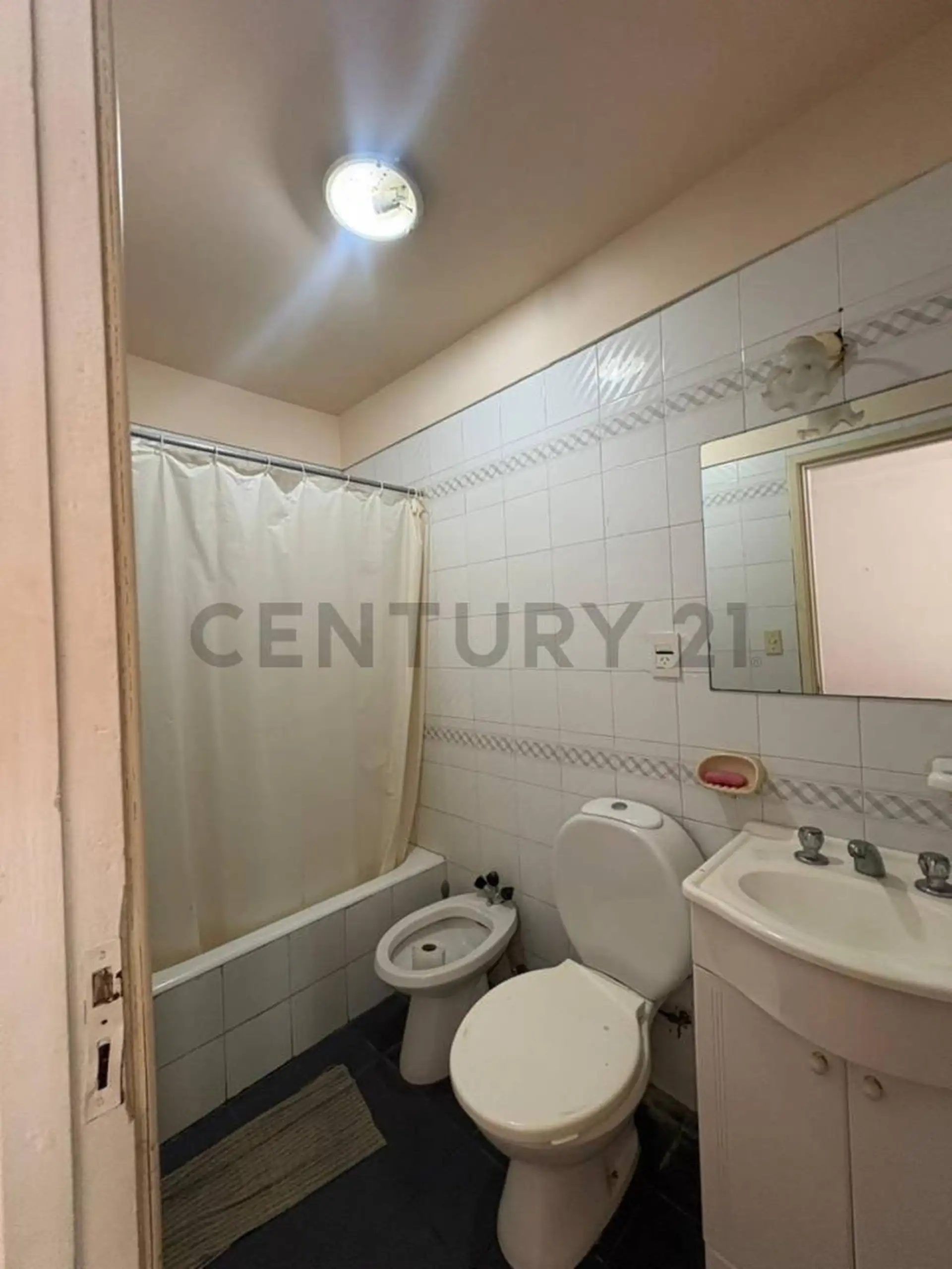 Venta monoambiente al frente Centro