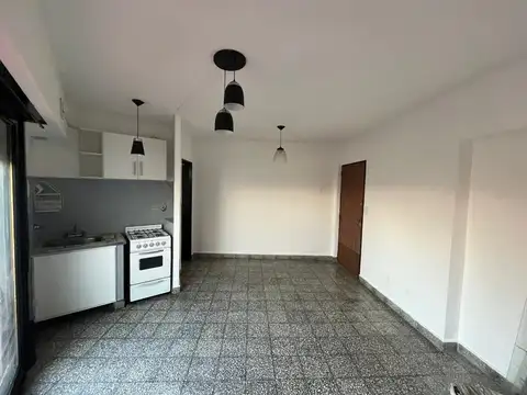 Departamento en Alquiler en Villa Luro, $ 550.000