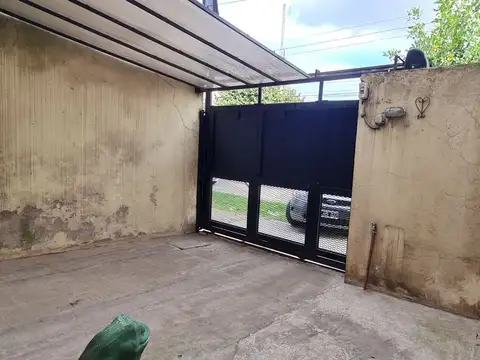 Depto Tipo Casa en Venta en Caseros, USD 75.000