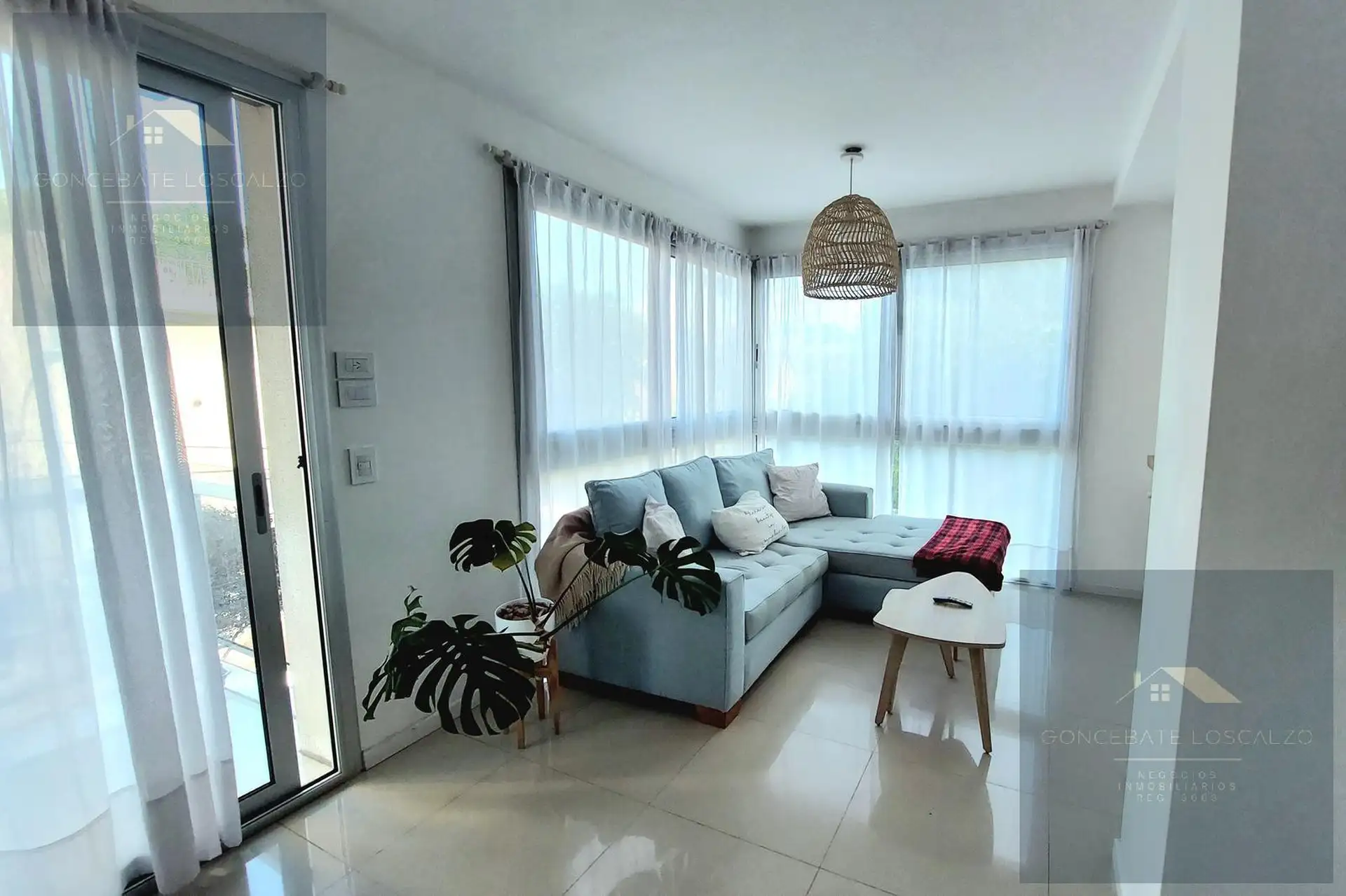 Departamento 2 Ambientes con Cochera Rawson Plaza