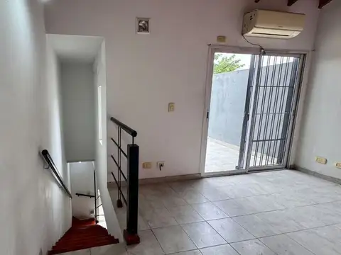 Joaquín V. González 1700