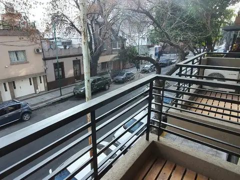 MONOAMBIENTE AL FRENTE A ESTRENAR CON BALCON A METROS JUAN B JUSTO Y NAZCA