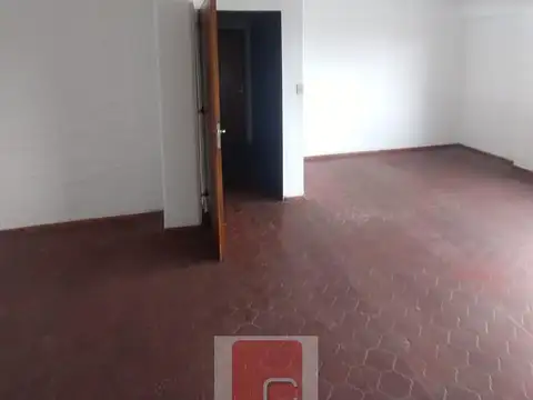 Departamento en Alquiler con 1 cochera