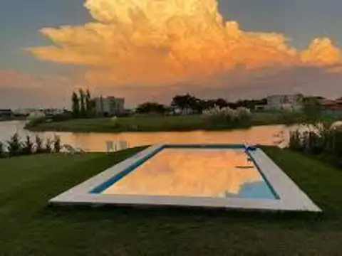 Oportunidad Lote a Laguna - Cantón Norte
