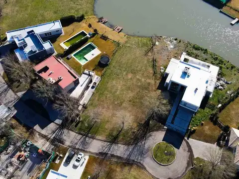 Terreno en Venta en San Lucas, Canning