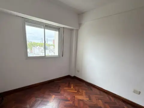 Departamento en Alquiler en Luis Agote, $ 390.000