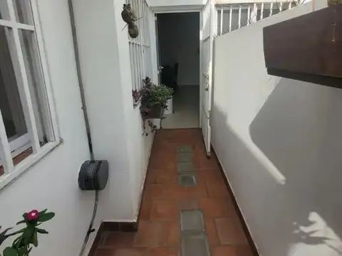 Venta de Ph con Terraza-Quincho en Monte Castro