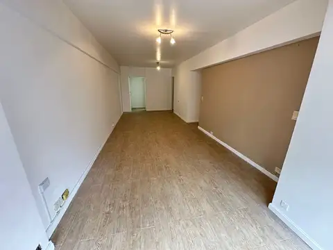Avenida Coronel Díaz 2200, Piso 3