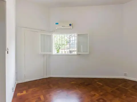 Depto Tipo Casa en Venta de 2 ambientes