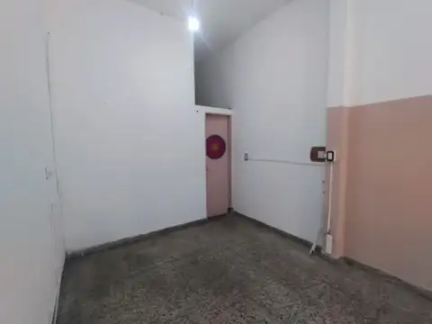 Local en Venta en Villa Maipu, USD 28.000