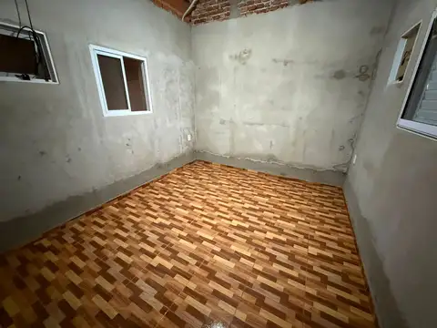 Casa en Alquiler con 1 cochera