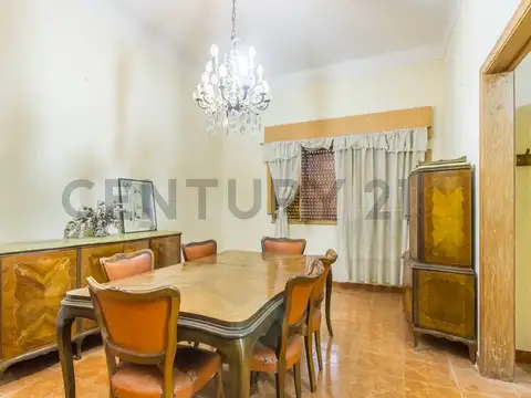 San Pedro 3800, Piso 0