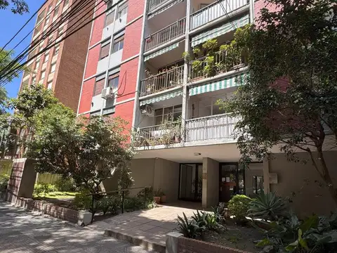 Departamento 3 Ambientes en Venta en Acassuso, San Isidro – Refaccionado a Nuevo, Balcón y Vista Abi