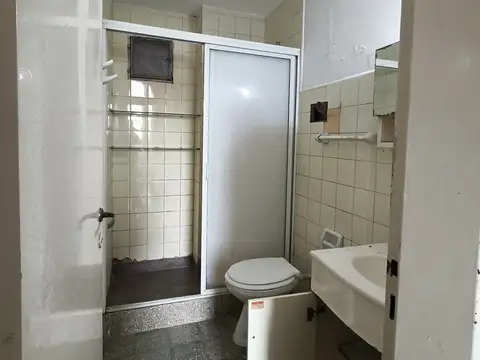 Departamento 5 ambientes con 1 baño