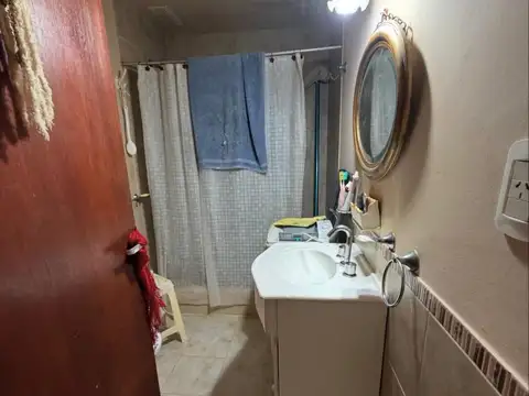 Casa + monoambiente en venta