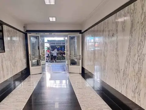 Oficina Monoambiente con 2 baños
