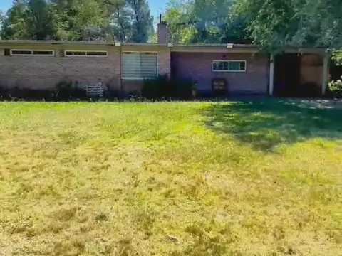 SE VENDE CASA EN LOS ZORZALES 669 BRANDSEN.