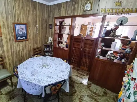 Depto Tipo Casa 4 ambientes con 2 baños