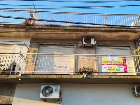 Depto Tipo Casa en Venta de 4 ambientes