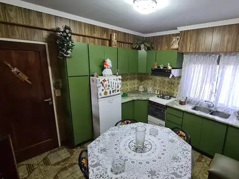 Depto Tipo Casa en Venta en Villa Ballester, USD 65.000