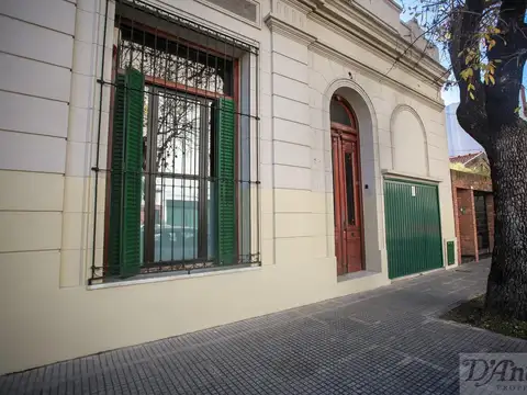 Casa en Venta 90 años