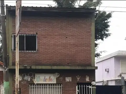 VENTA DEPOSITO EXCELENTE UBICACIÓN - HURLINGHAM