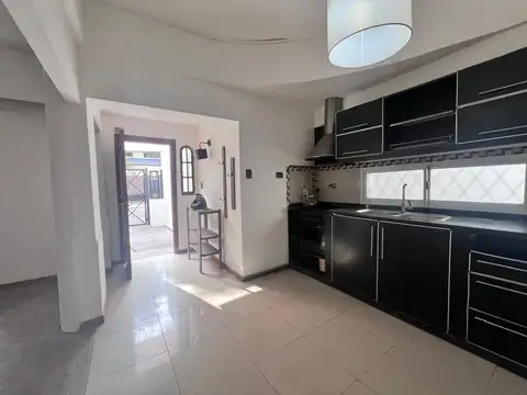 Depto Tipo Casa en Venta en Barrio Parque Ayerza, USD 70.000