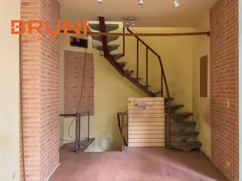 Venta Local en Caballito, Capital Federal.