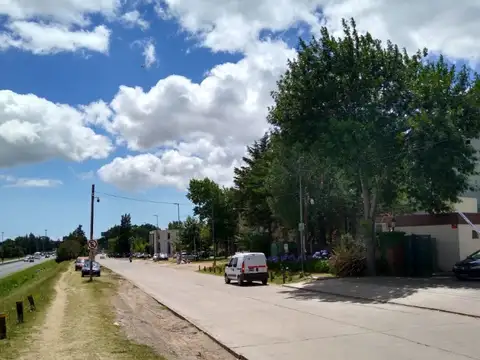 Terreno en Venta en Guillermo E Hudson, USD 235.000