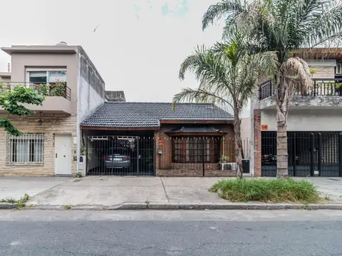 Casa en Venta en Villa del Parque, USD 315.000
