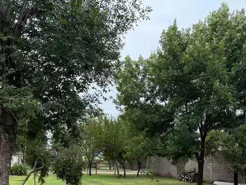 Vendo excelente lote con pileta de materiales con 600 m2