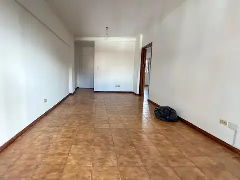 Departamento en Alquiler en Liniers, $ 850.000