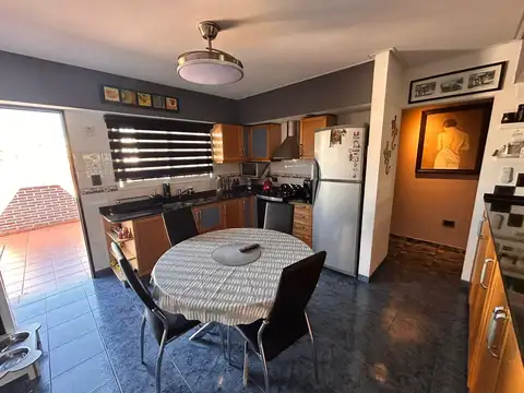 Depto Tipo Casa en Venta al Este