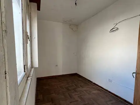 Departamento en Venta en Los Hornos, USD 35.000